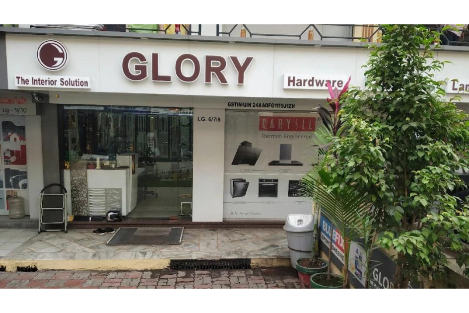  “Glory Hardware: Delivering Quality Hardware”